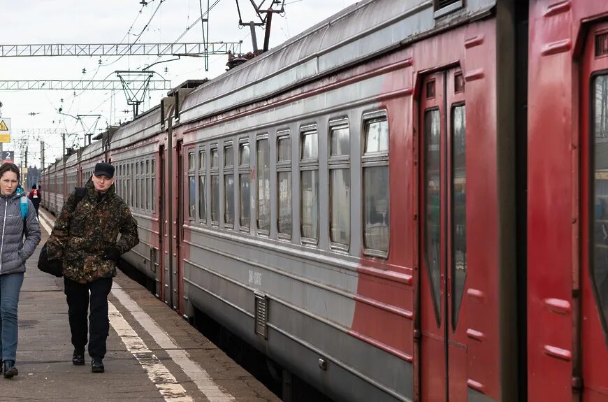 Движение поезда 21. Станция Дмитров электричка. Ростокино станция электрички Ярославского. Курская Рижский электричка. Электричка Фрязино.