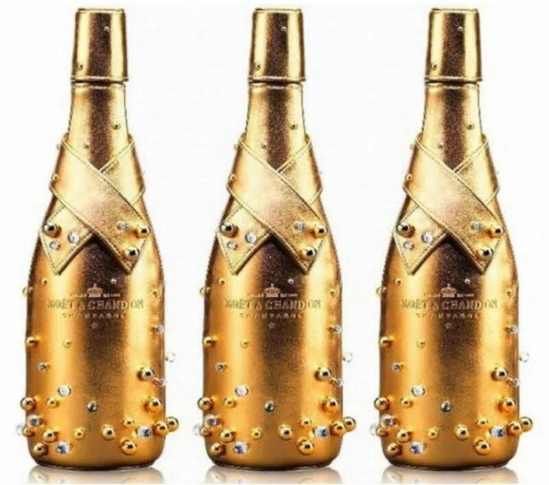 Champagne gold. Moet Chandon Gold Imperial. Cristal moët шампанское. Кристалл Голд шампанское. Шампанское Venomous Gold.