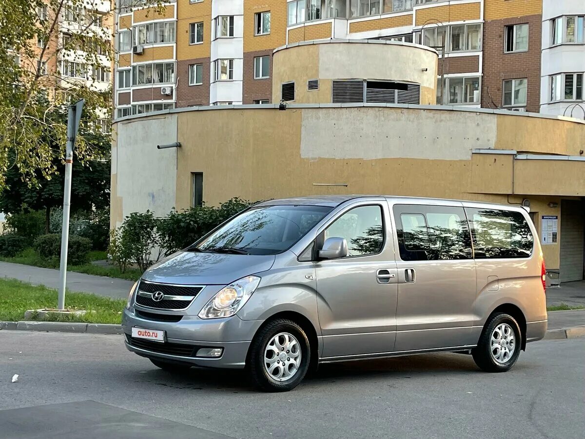 реснички на хендай гранд старекс. Hyundai starex hvx 2020. хендай старекс москва московская область. Hyundai grand starex 2008. Hyundai grand starex.