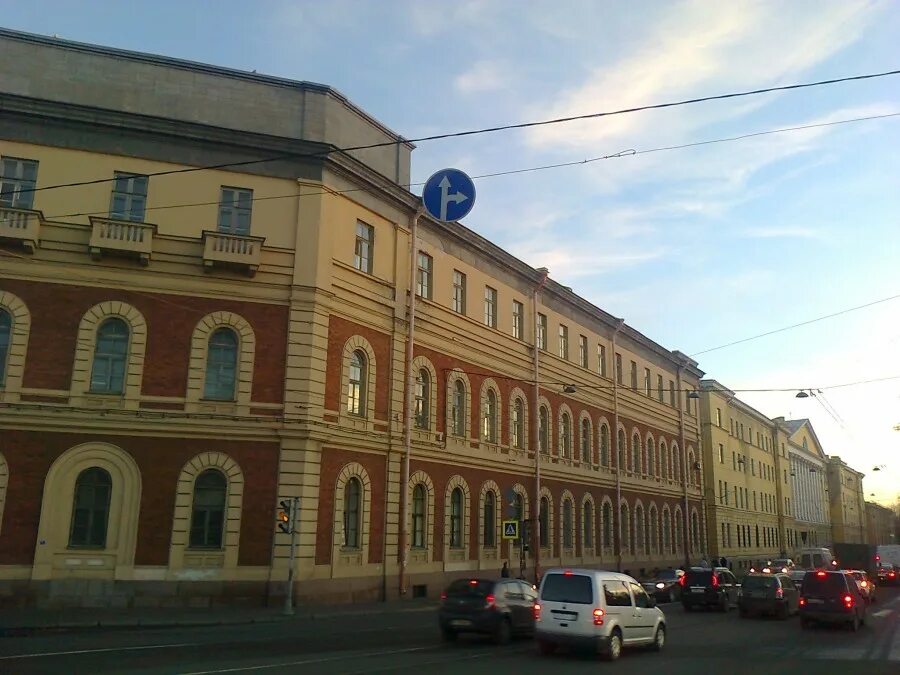 1472 вмкг. Госпитальное судно иртыш владивосток. Военный госпиталь тоф. Российский военно морской госпиталь. Военно-морской госпиталь в санкт-петербурге старо-петергофский пр.