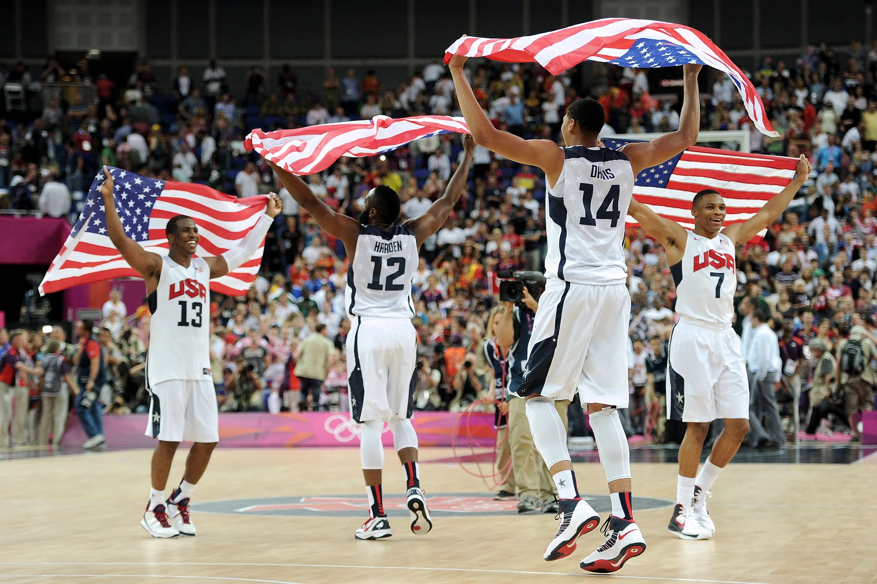 Ковид в сша. Сборная USA Basketball. Баскетбольная сборная США 2012. Сборная США по баскетболу Лондон 2012.