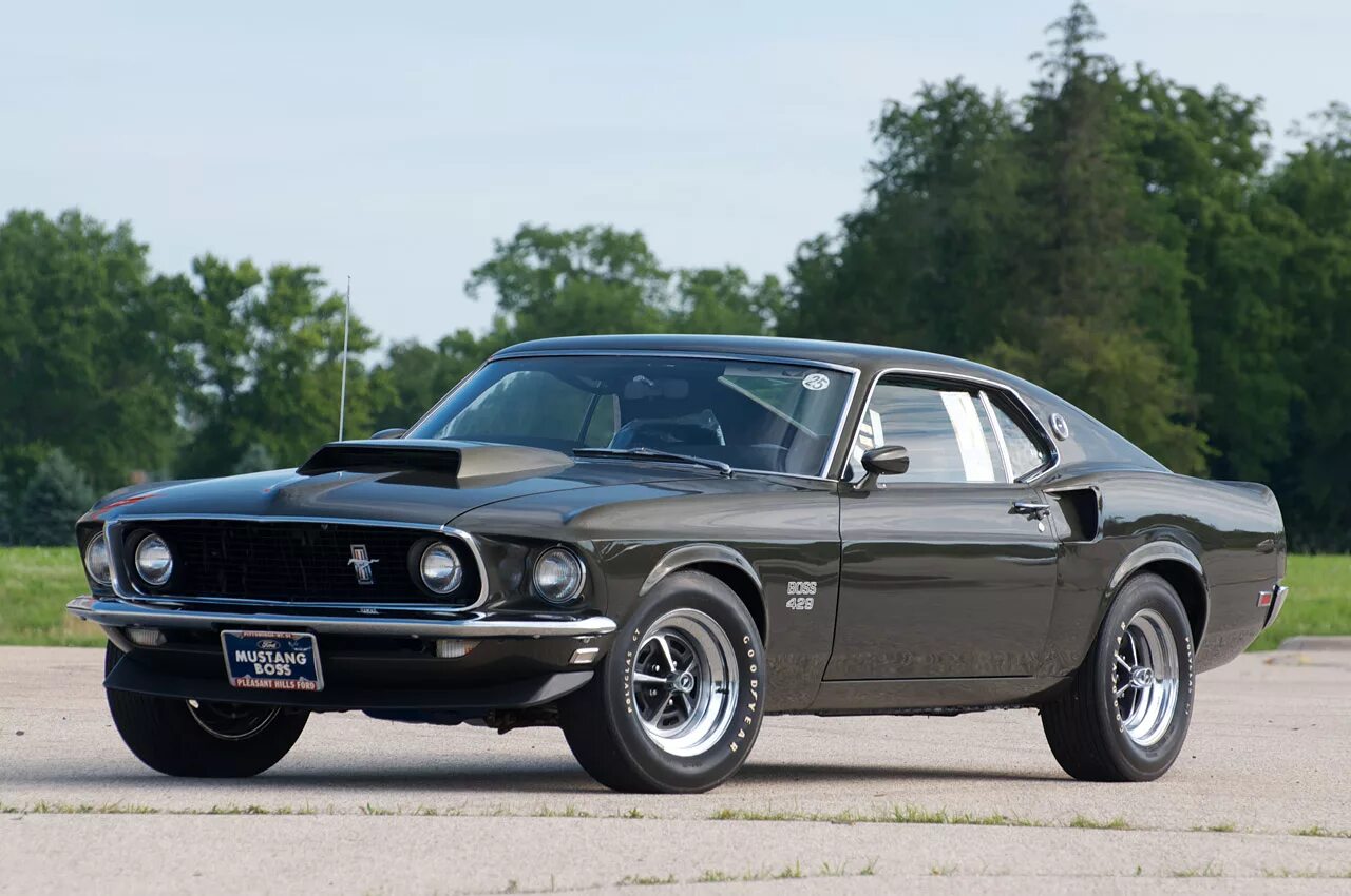 Best old cars. Ford Mustang Boss 429 1969. Ford Mustang Boss 429. Форд Мустанг босс 1969. Ford Mustang Shelby Boss 429.