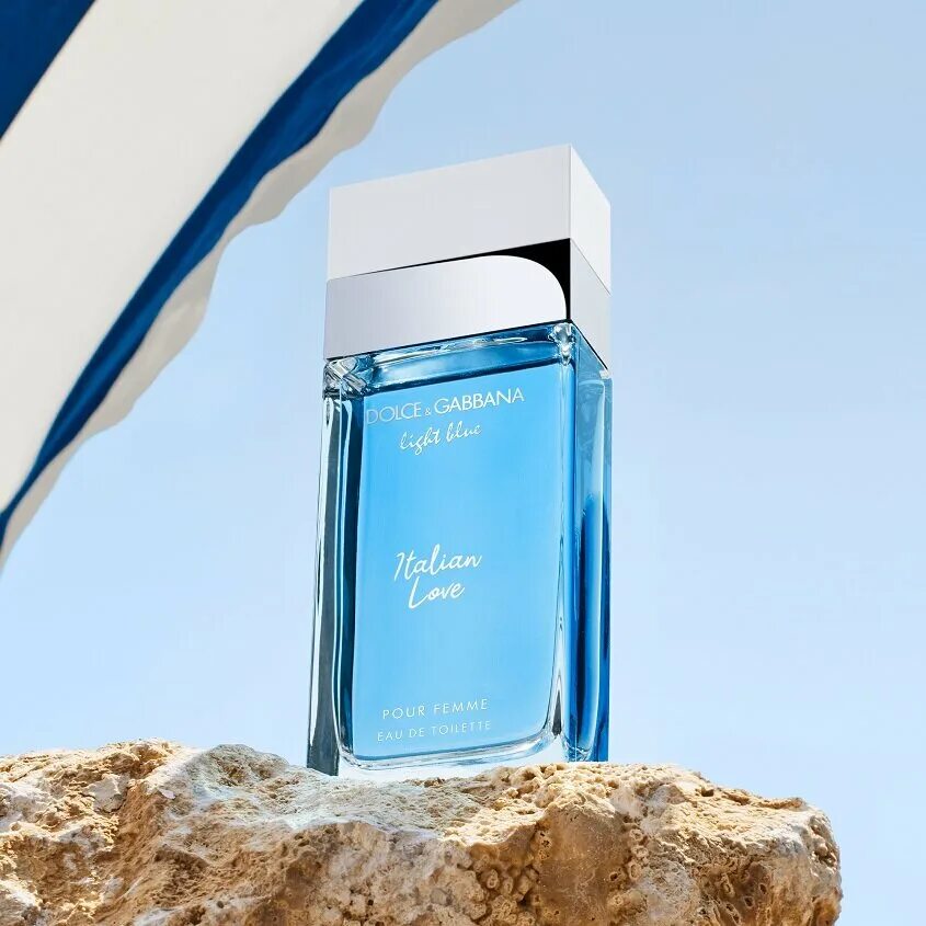 Духи дольче габбана light blue. Дольче Габбана Лайт Блю. Dolce Gabbana Light Blue Italian Love. Дольче Габбана Лайт Блю италиан. Дольче Габбана Лайт Блю италиан лайф.