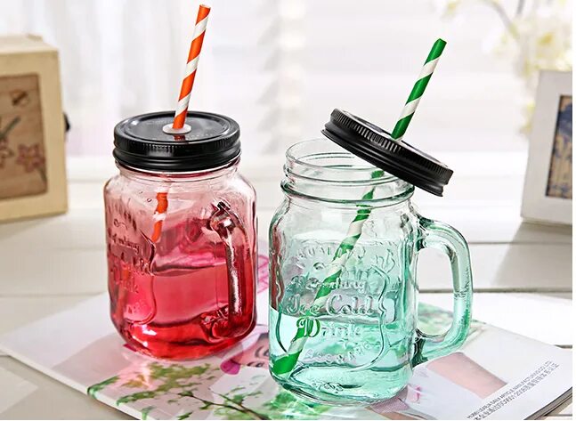 Баночка с трубочкой. Стакан с трубочкой. Банки для напитков. Банки для напитков. Стакан банка с трубочкой.