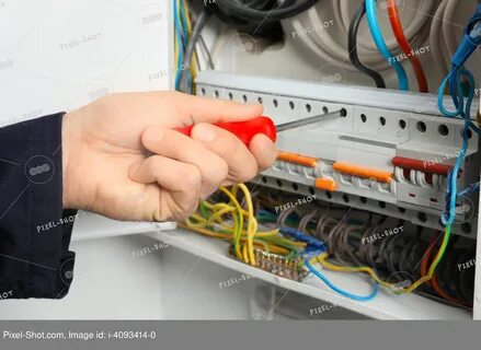 Работы в распределительном устройстве