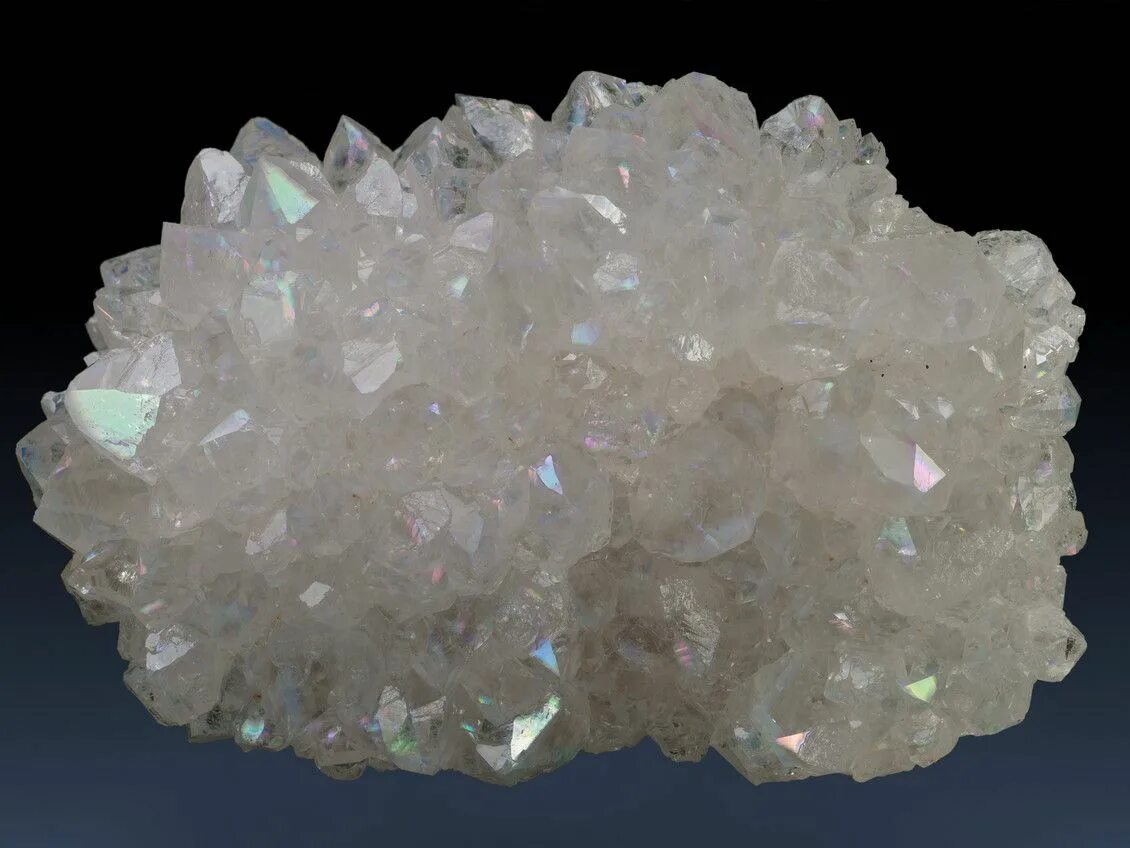 Кристалл нова. Мерцающий кварц камень. Кристалл нова. Кристалл нова. Кристалл нова.