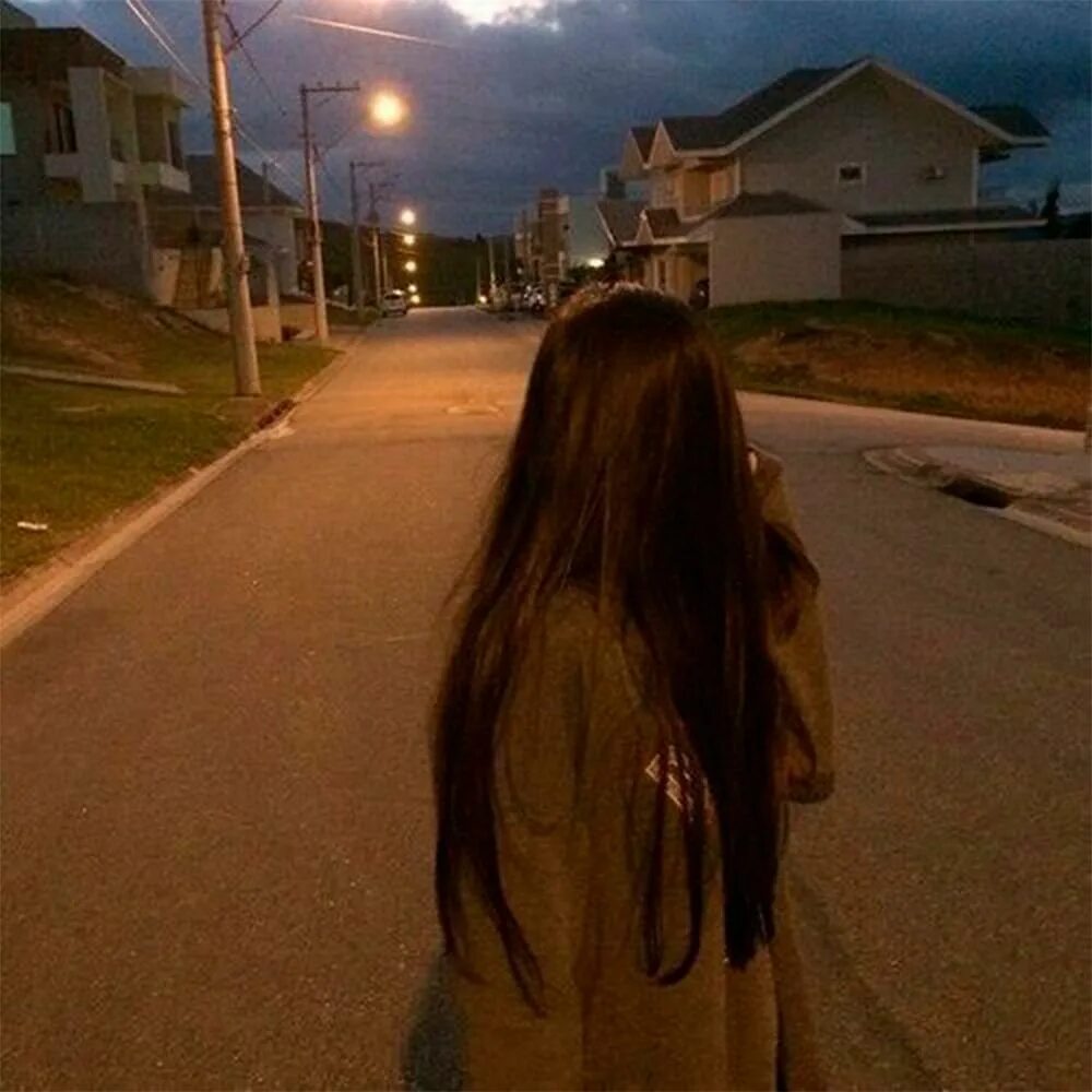 Как то вечером девочка