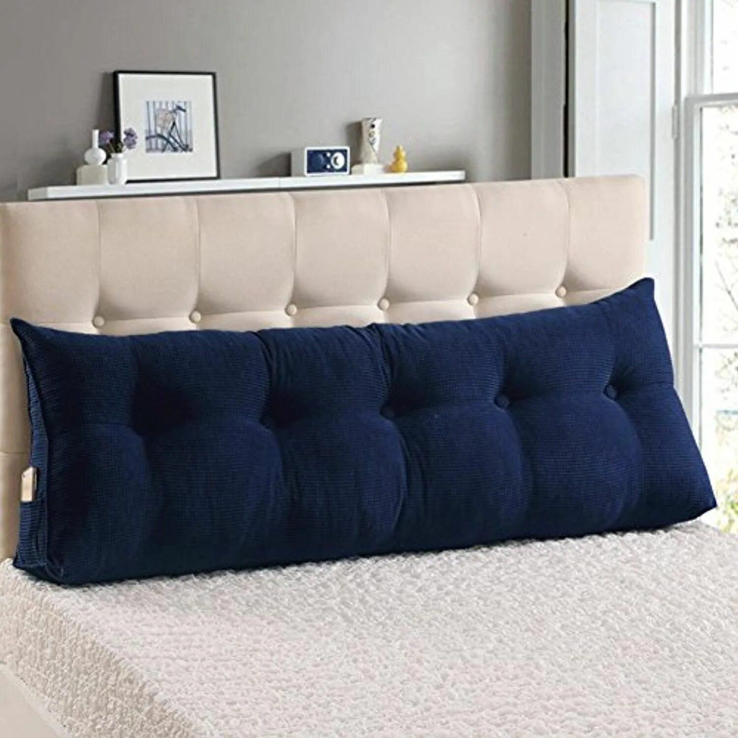 Подушка для изголовья. Подушка Bed Wedge. Кровать с подушками в изголовье. Подушка на спинку кровати. Подушки для изголовья.