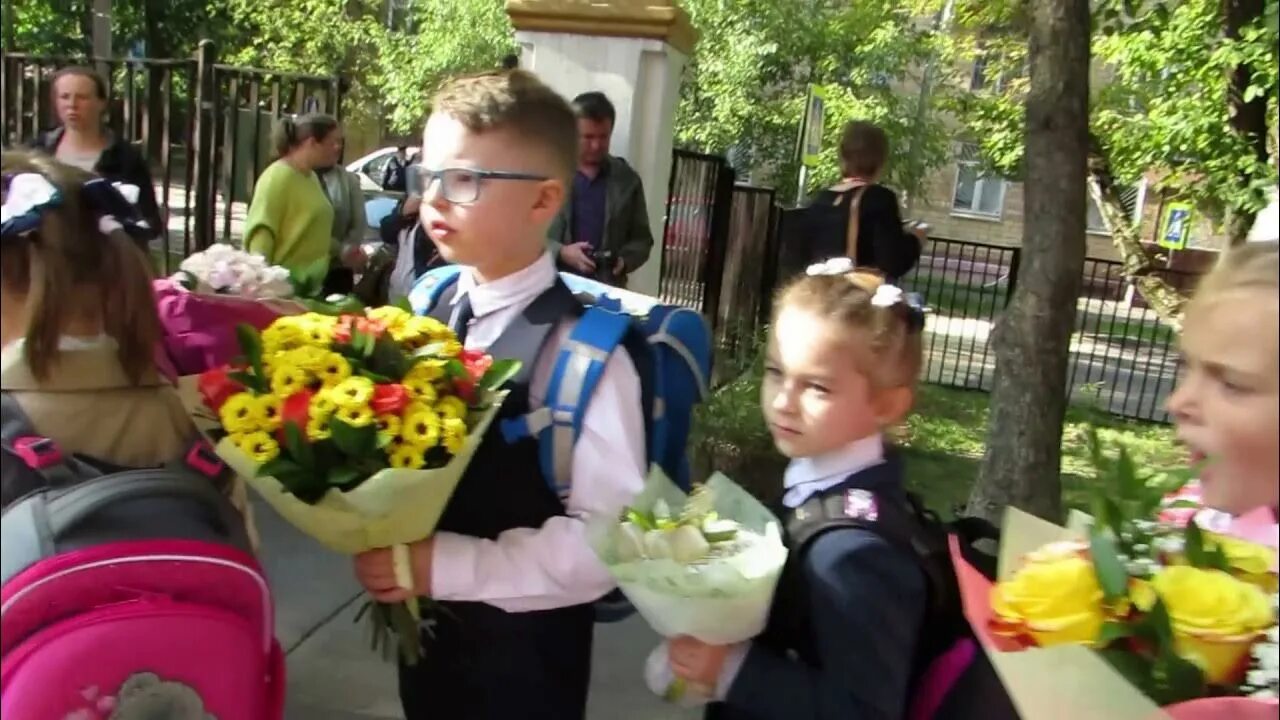 Школа им поповича. Школа имени поповича москва. Школа 684 москва сокол. Школа им поповича. Школа имени поповича 601 внутри.