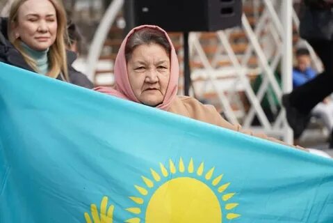 Толық жамбас әйелдің порно видеосы