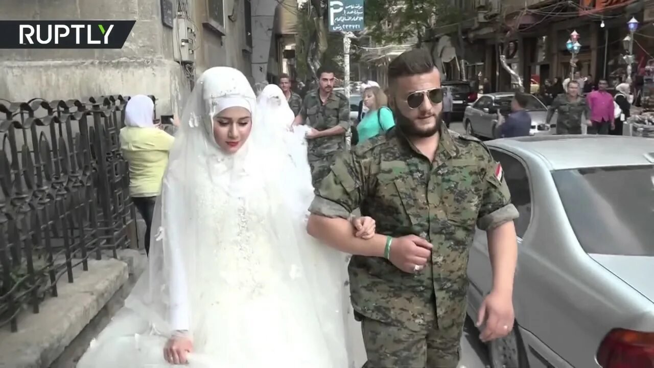 Замуж за сирийца. Сирийская свадьба. Свадебное платье в Сирии. Свадебный наряд сирийской женщины. Чеченки замуж за русских