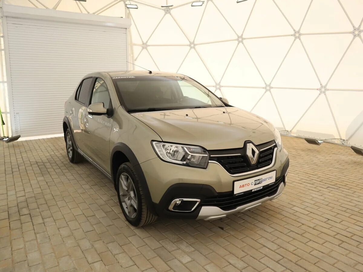 Рено сандеро степвей 2021. С. ) б. Renault logan stepway 2019. Renault logan stepway 2021.