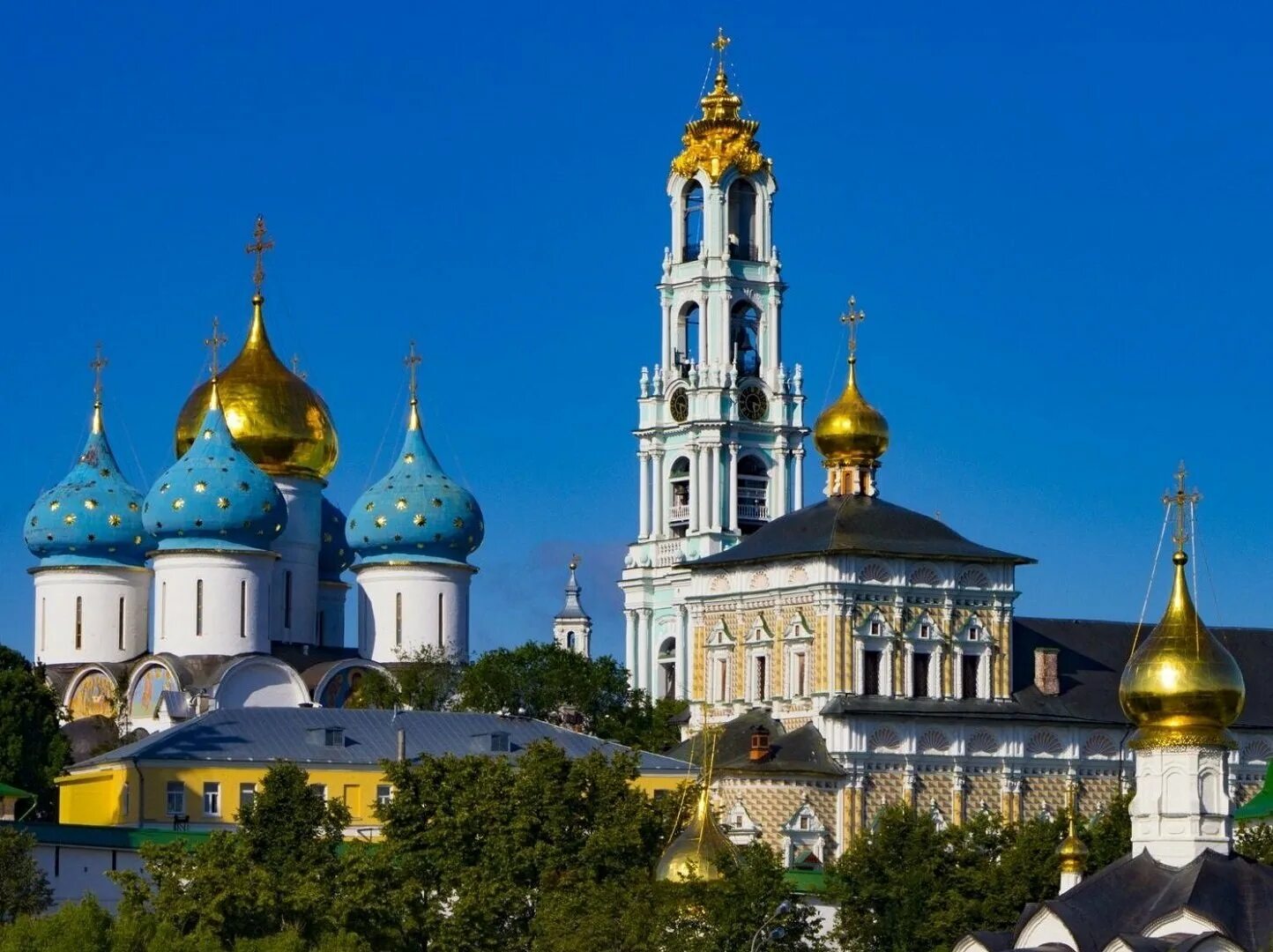 Свято троицкий москва. Троице-Сергиева Лавра Сергиев Посад. Сергиев посадтроицв Сергия Лавра. Сергиев Посад Троца Сергия Лавра. Троицкий монастырь Сергиев Посад.