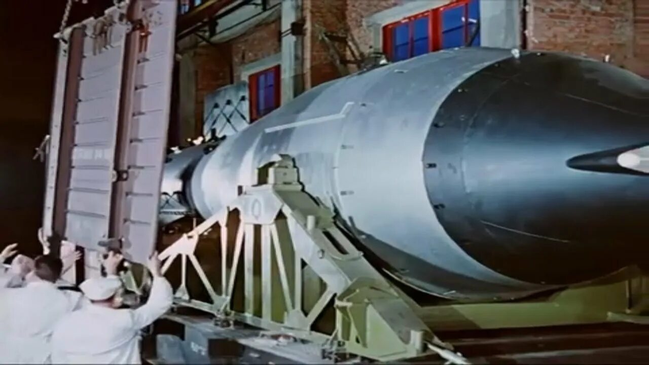 Советские испытания. РДС 37 водородная бомба. Ан602 царь-бомба. РДС 220 царь бомба. Царь бомба Курчатов.