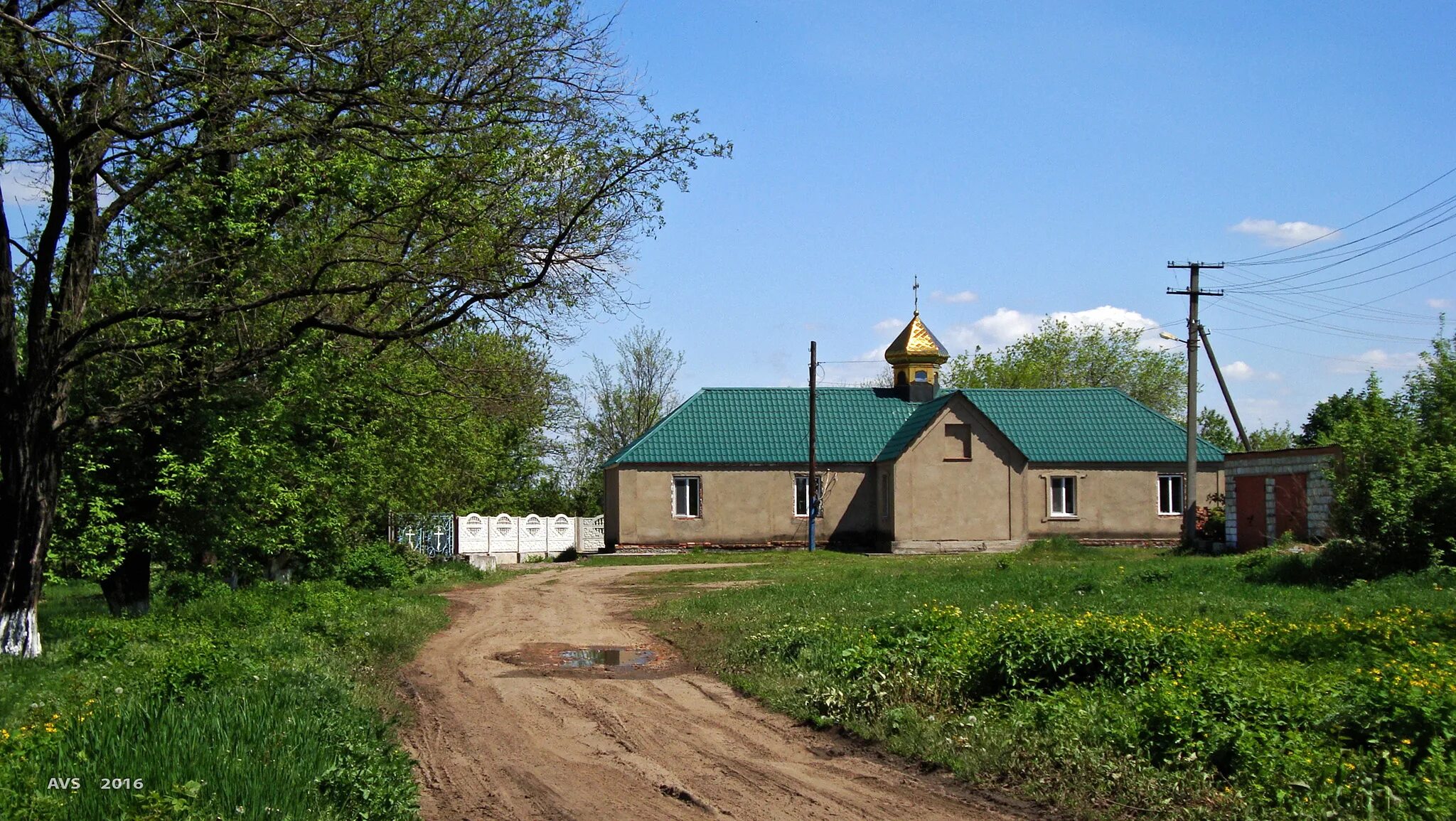 Зайцево Гатчинский. Зайцево Донецкая область храм. Никитовский район Зайцево, Церковь. Михайловский храм Зайцево Донецкая область.