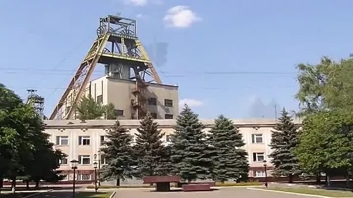 Г снежное донецкой обл. Шахта 9 снежное. Город снежное донецкая область. Шахта северная снежное. Храм ремовка снежное.