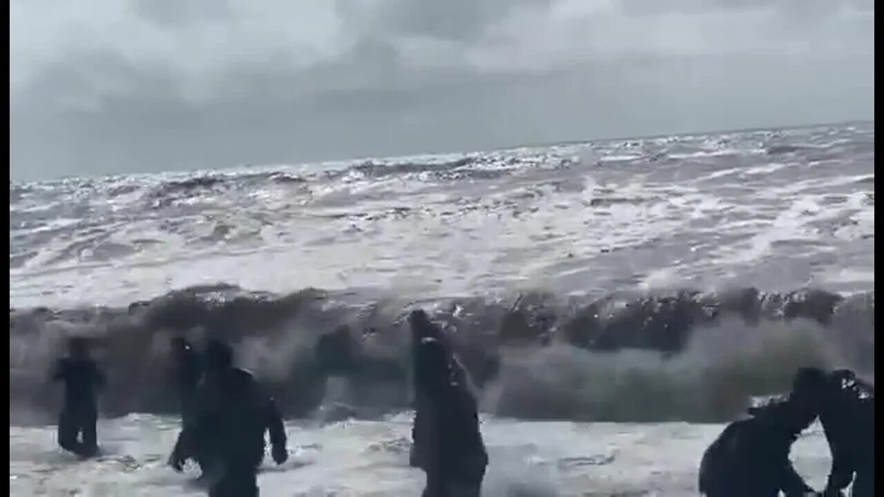 Новости мужчина в охотском море. Погода в охотском море для моряков. Новости мужчина в охотском море. Новости мужчина в охотском море. Новости мужчина в охотском море.
