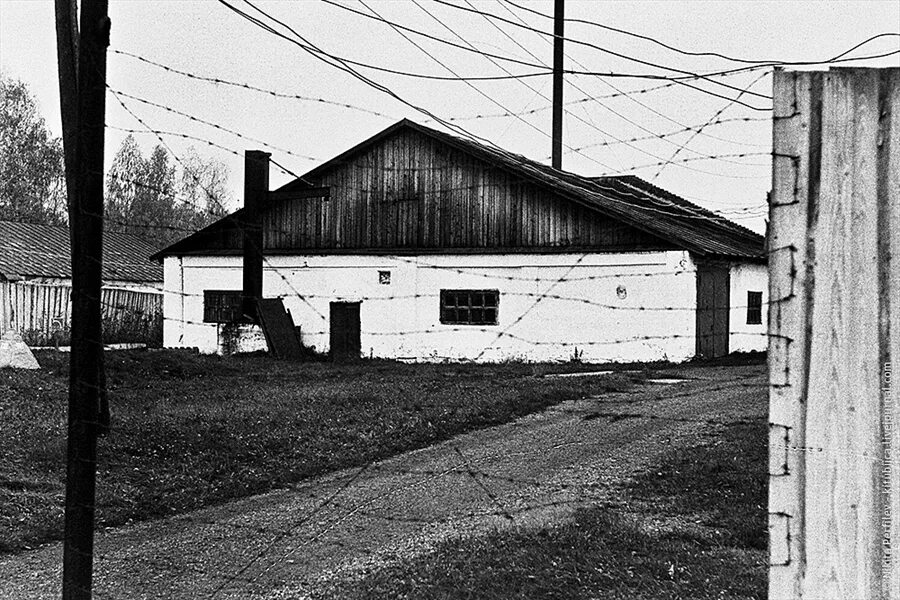 бараки заключенных