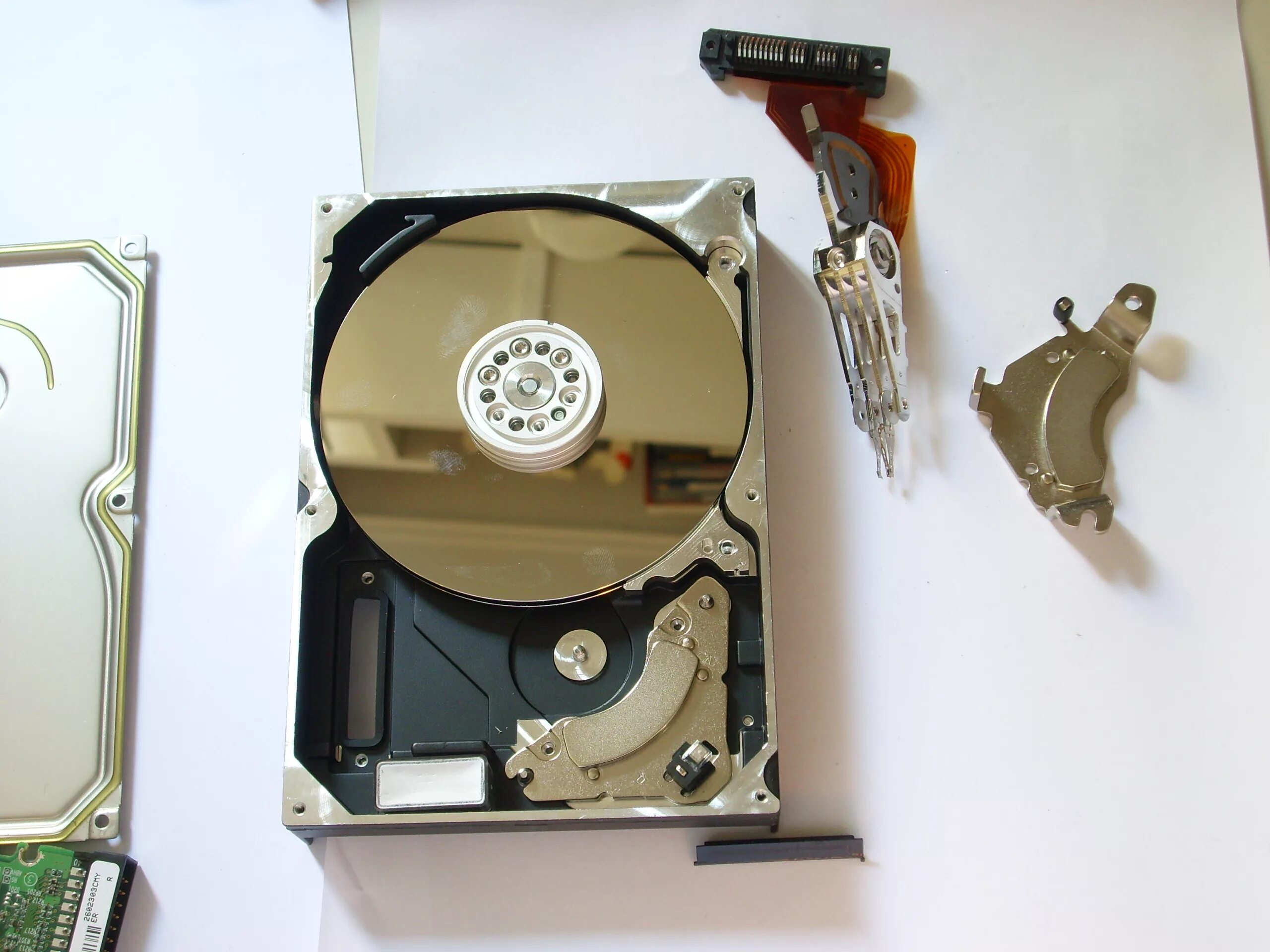 Диск мс. Жесткий диск МС-5401. Изот жесткий диск. 4820tg жесткий диск. Жесткий диск м1.
