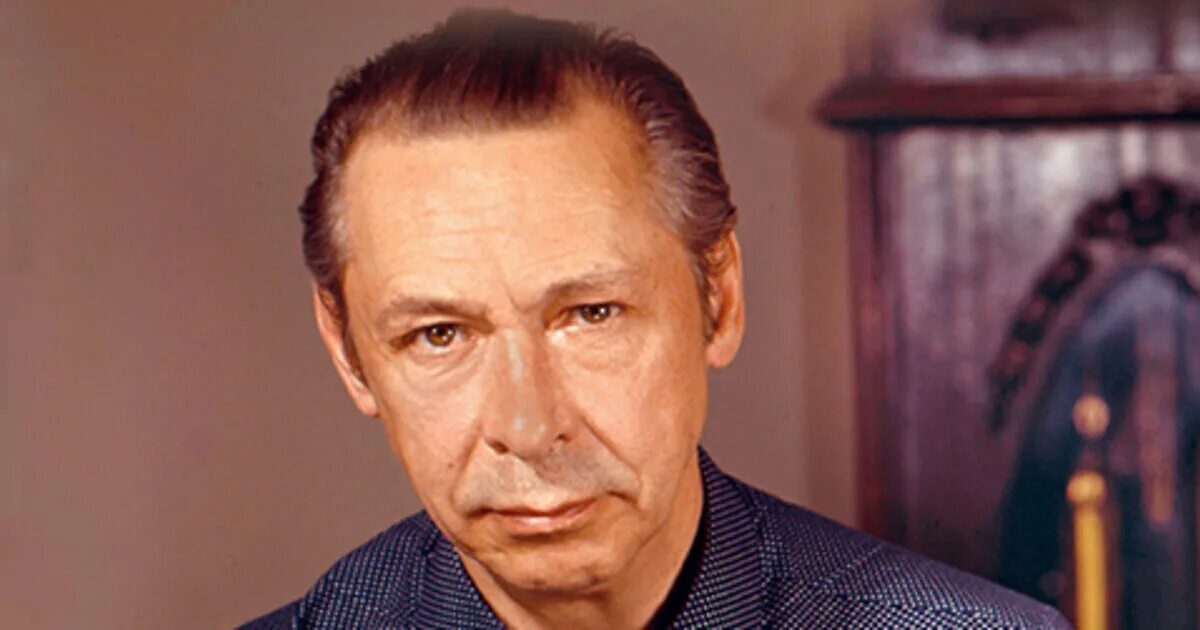Ефремов, Олег Николаевич - ПЕРСОНА ТАСС