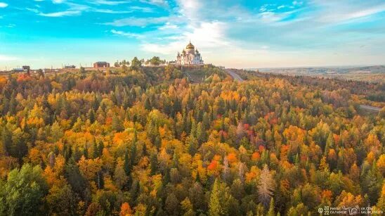 Ах, осень! Пермские фотографы поделились с Business Class фотографиями с осенним