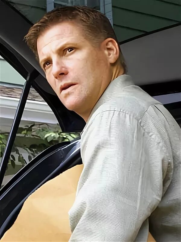 Tom scavo. Thomas „Tom“ Scavo. Отчаянные домохозяйки том СКАВО.