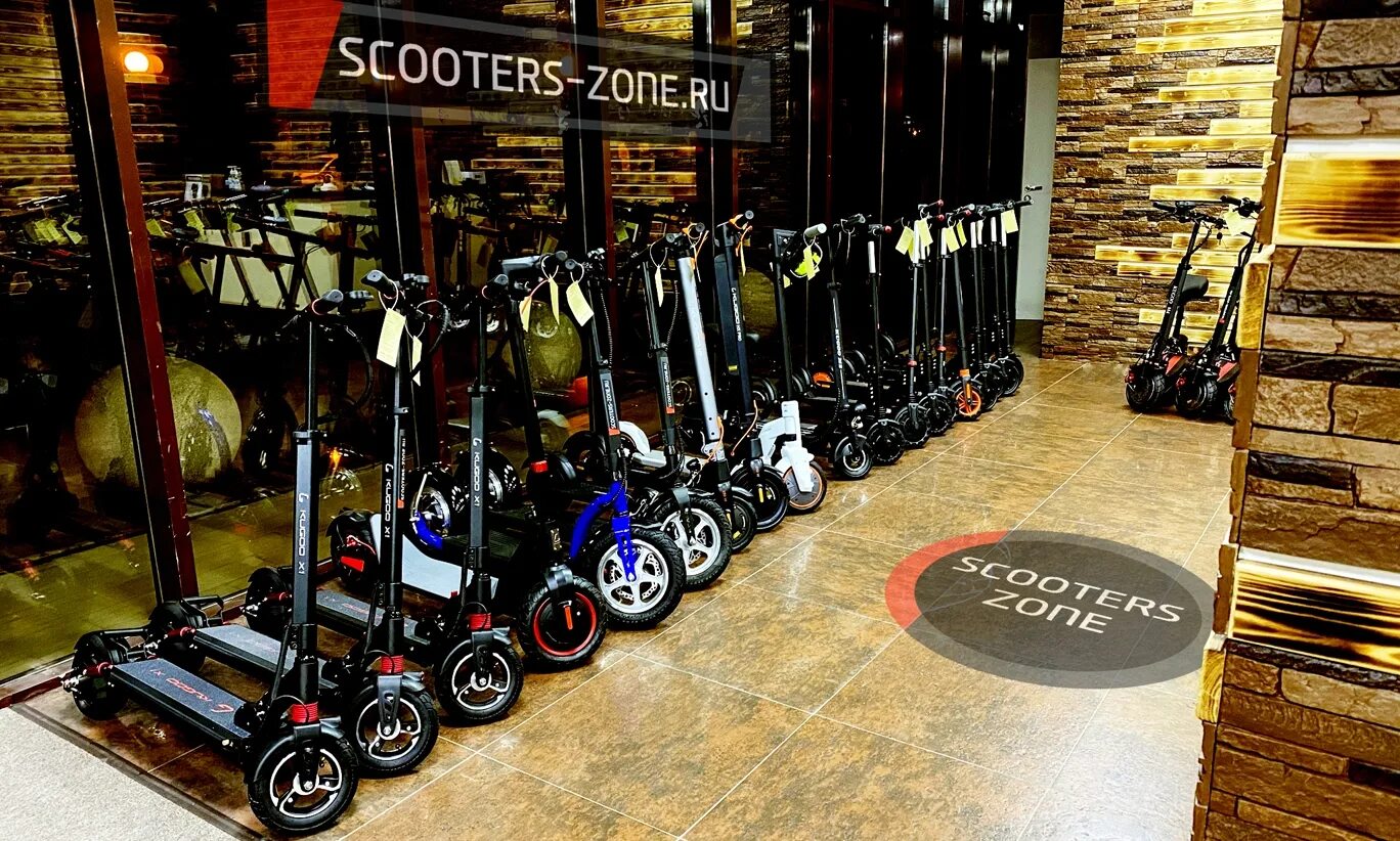 Самокат магазин. Самокат салон. Самокат Scooter. Электросамокаты в магазине. Телефон самоката спб