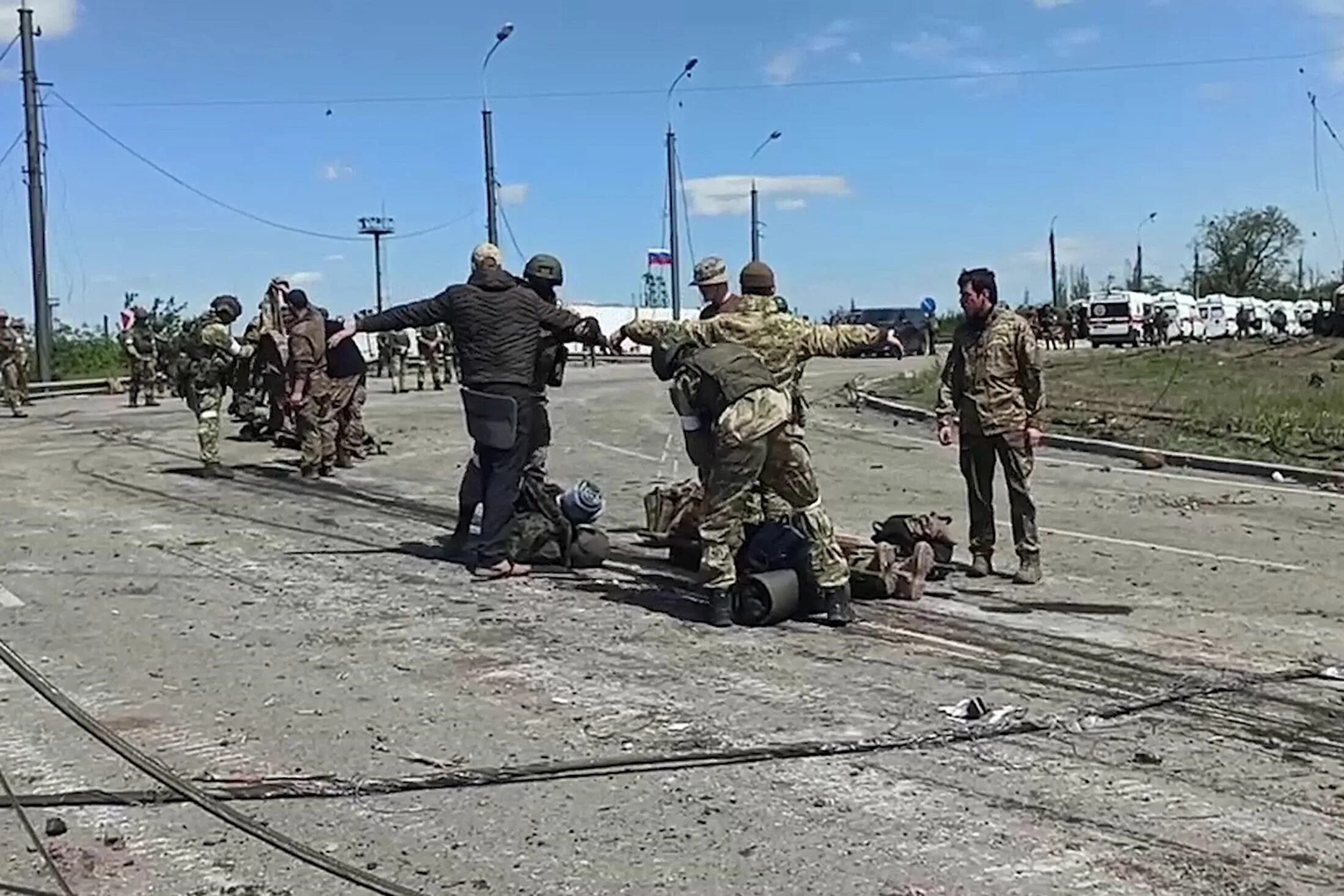 Азовсталь Мариуполь сдача в плен. Мариуполь сдача в плен Азова. Пленные украинские боевики.