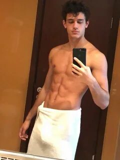 Slideshow xavier serrano naked.