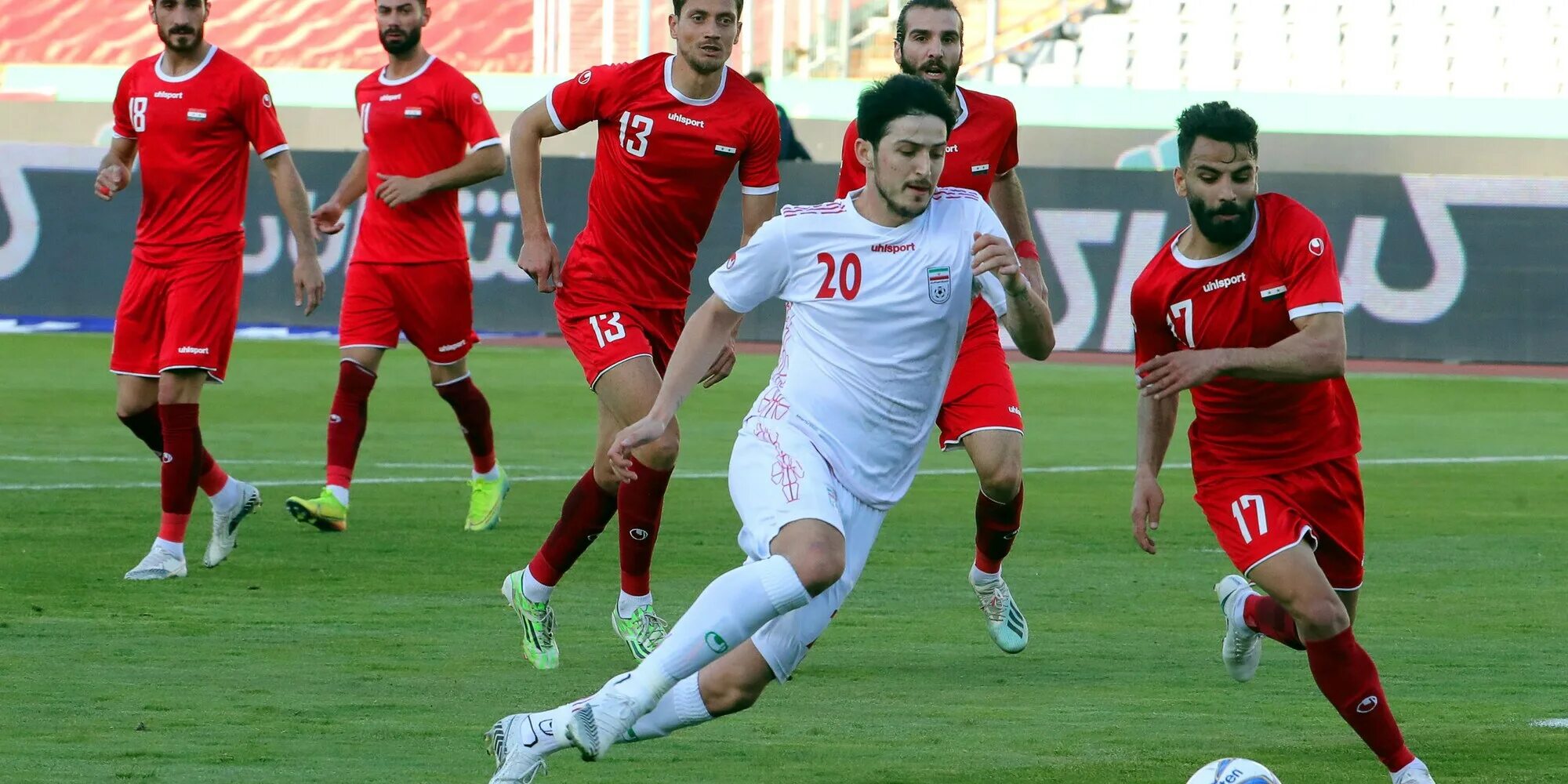 Футбол ирана результаты. Сердар Азмун Иран. Футбол в Ливане. Азмун сборная Ирана. Иран ЧМ 2022.