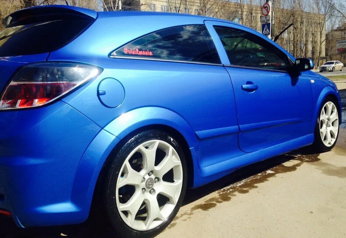 Опс н. Opel Astra OPC 2008. Opel Astra GTC OPC 2008. Opel Astra OPC H 2007. Astra OPC H 2008 синяя.