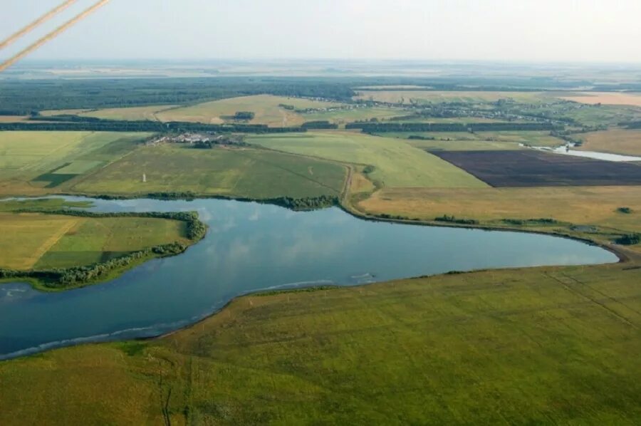 Чувашская республика карта население. Формы рельефа чувашии. Чувашия рельеф местности. Формы земной поверхности тамбовской области. Сельскохозяйственные районы чувашской республики.