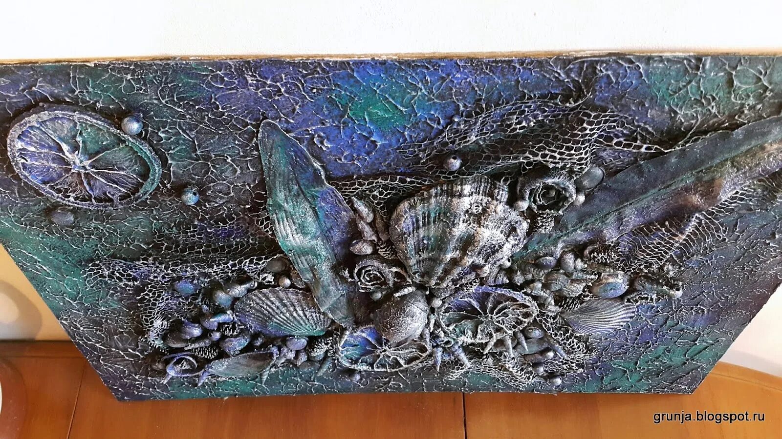 флористический коллаж в технике терра. флористический коллаж техника терра. жк терра алматы. техника терра. техника терра панно.