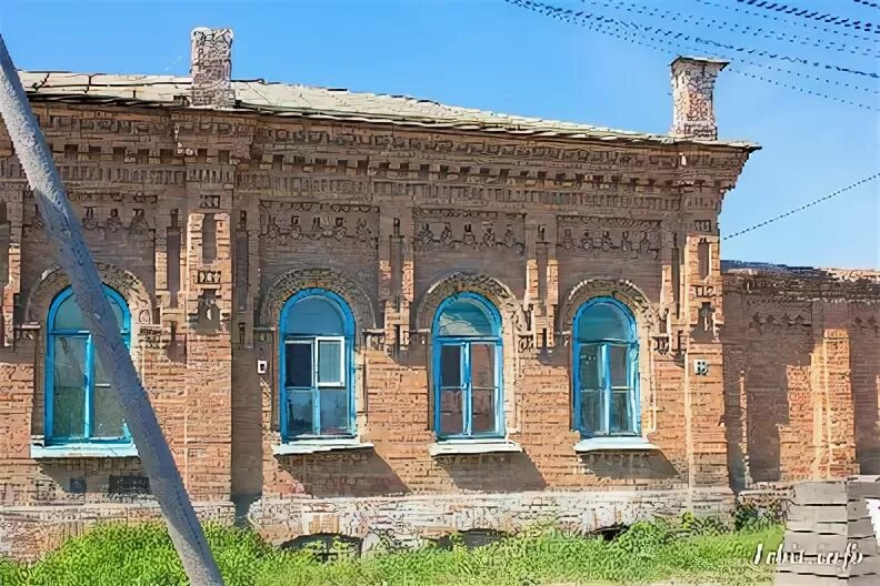 Ирбит коммуны. Ирбит улицы города усадьба. коммуны дом 30 ирбит. дом мещанина с.с. хлебина ирбит. каменное кружево ирбита.