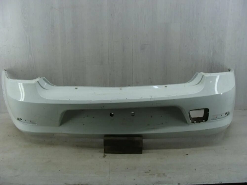 Бампер задний логан 2 в цвет. Renault 850224049r бампер задний. бампер renault арт. 850224049r. задний бампер рено логан 1. бампер задний 850224049r renault белый.
