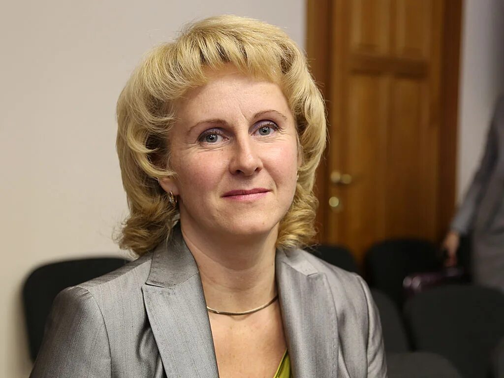 Сайт министерства финансов иркутской области. Бояринова министр финансов Иркутской области.