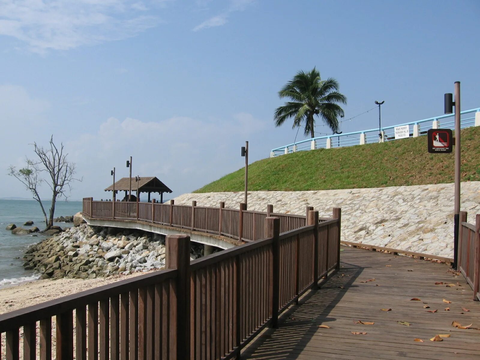 Чанги бич. Пляж Чанги. Сингапур пляжи. Чангу улицы. Boardwalk.