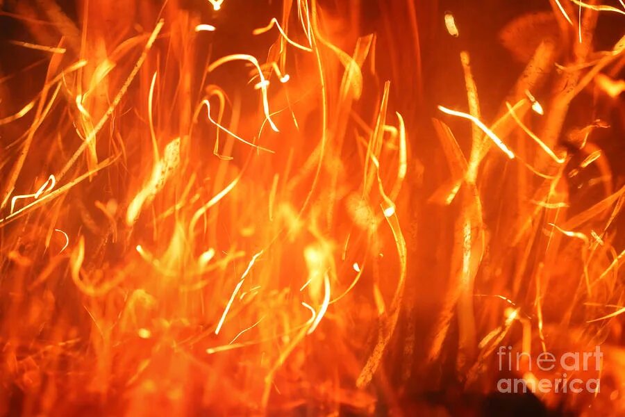 Горит язык. Blazing fire. лента оранжевый горит. яркий огненный фон искры фуд. пылающая слава (blazing glory).