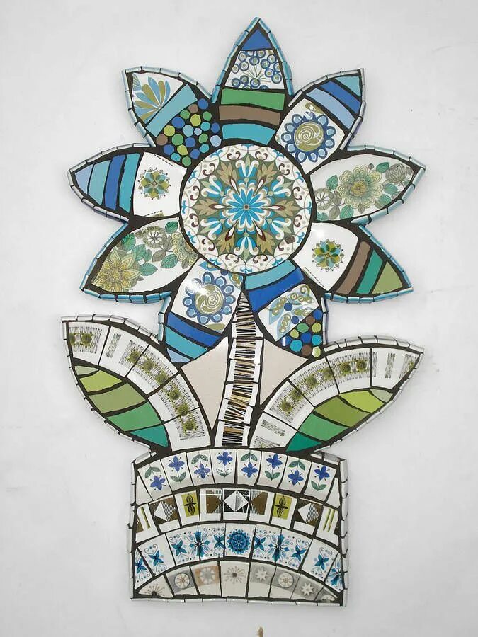 Северная мозаика 2024. Цветок с мозаичной формой. Мозаика цветочек семинар. Modern Mosaic Art.
