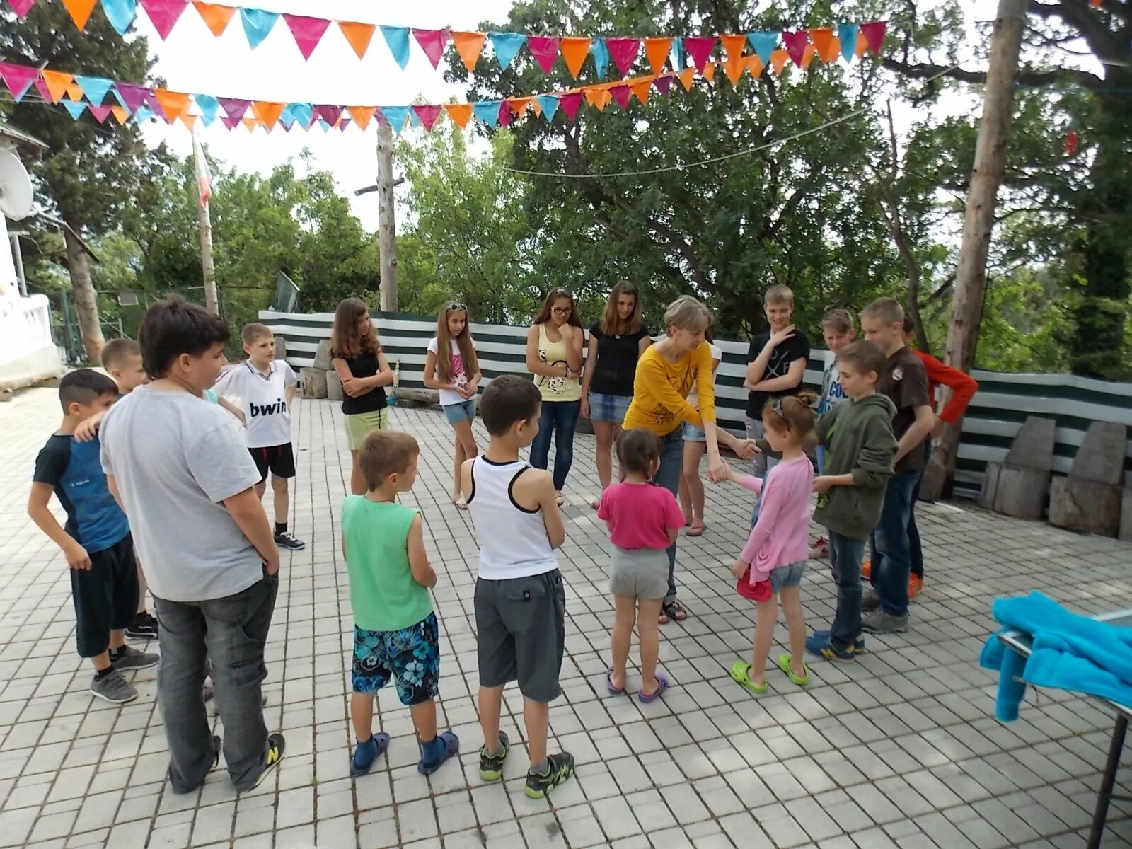 Лагерь кучегер тунгокоченский район. Республика чародеи лагерь таежный. Лагерь приозерье воронеж. Лагерь чародеи. Таежный чародей лагерь.
