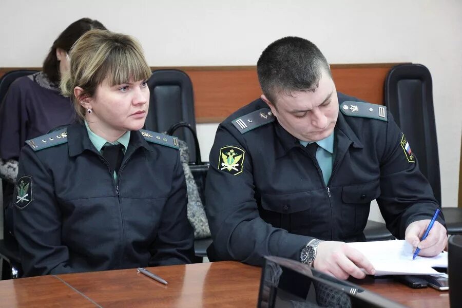 Новомосковский судебные приставы