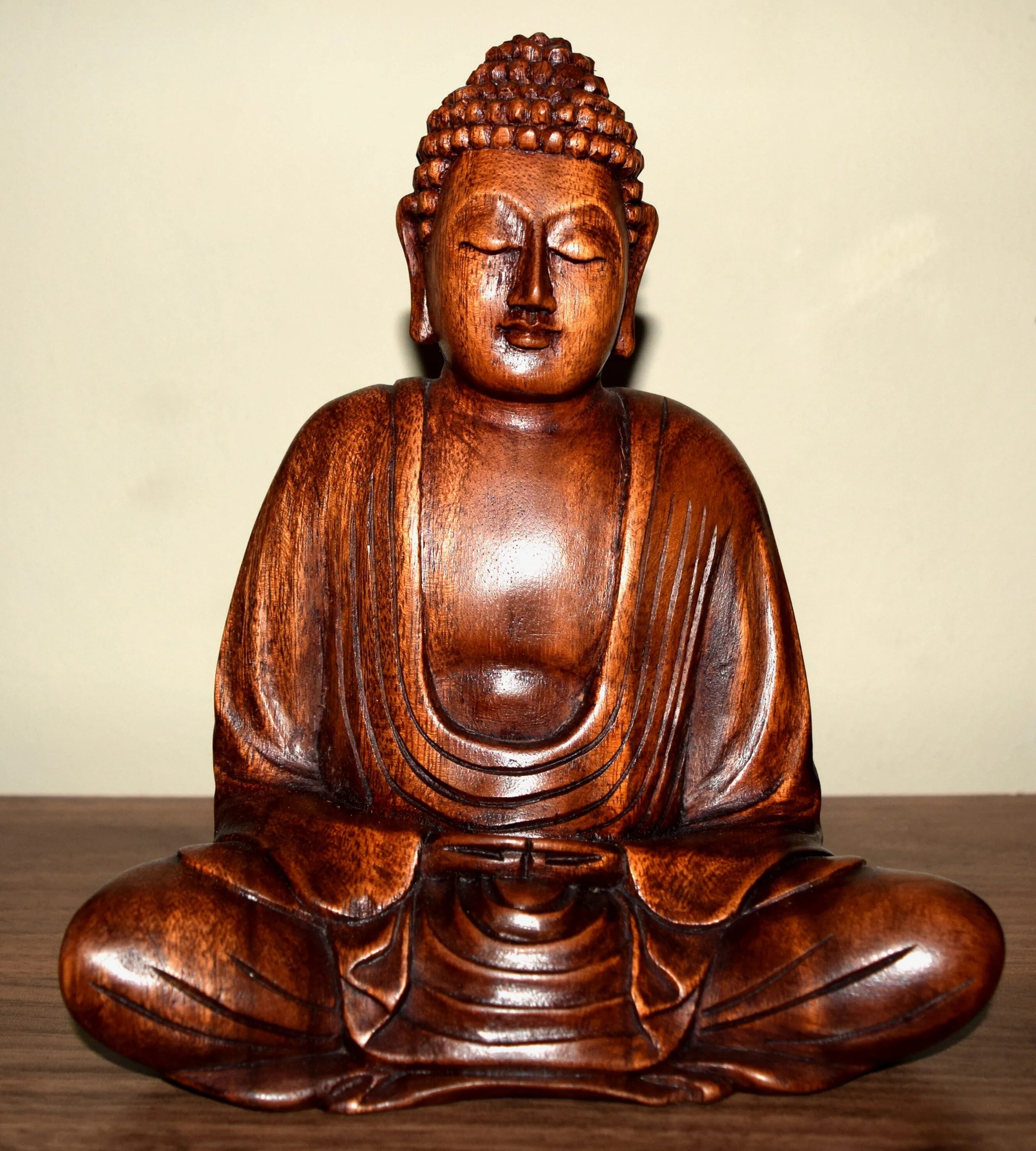 Будда цена. Будда Шакьямуни скульптура. Скульптура Будды Гаутамы. Статуя Будды в Индии. Гаутама Будда статуя Индия.