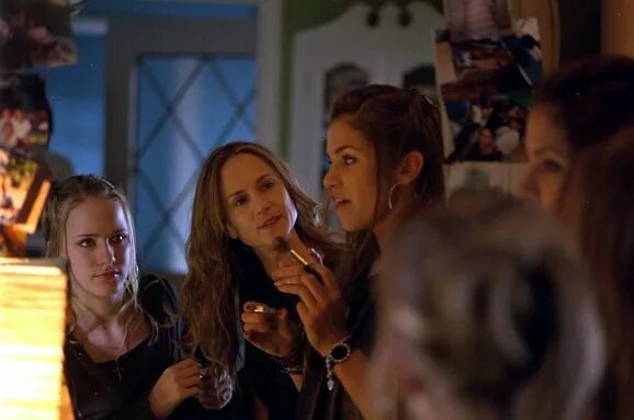 игра с огнём 2019. огонь фильм 2020 янковский. эван рэйчел вуд тринадцать 2003.