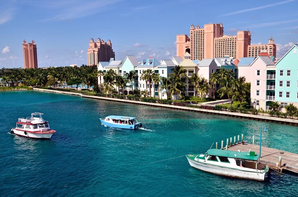 Нассау столица какого государства. Атлантис Нассау Багамские острова. Багамские острова столица Нассау. Нью-Провиденс Багамы. Atlantis Paradise Island Багамские острова.