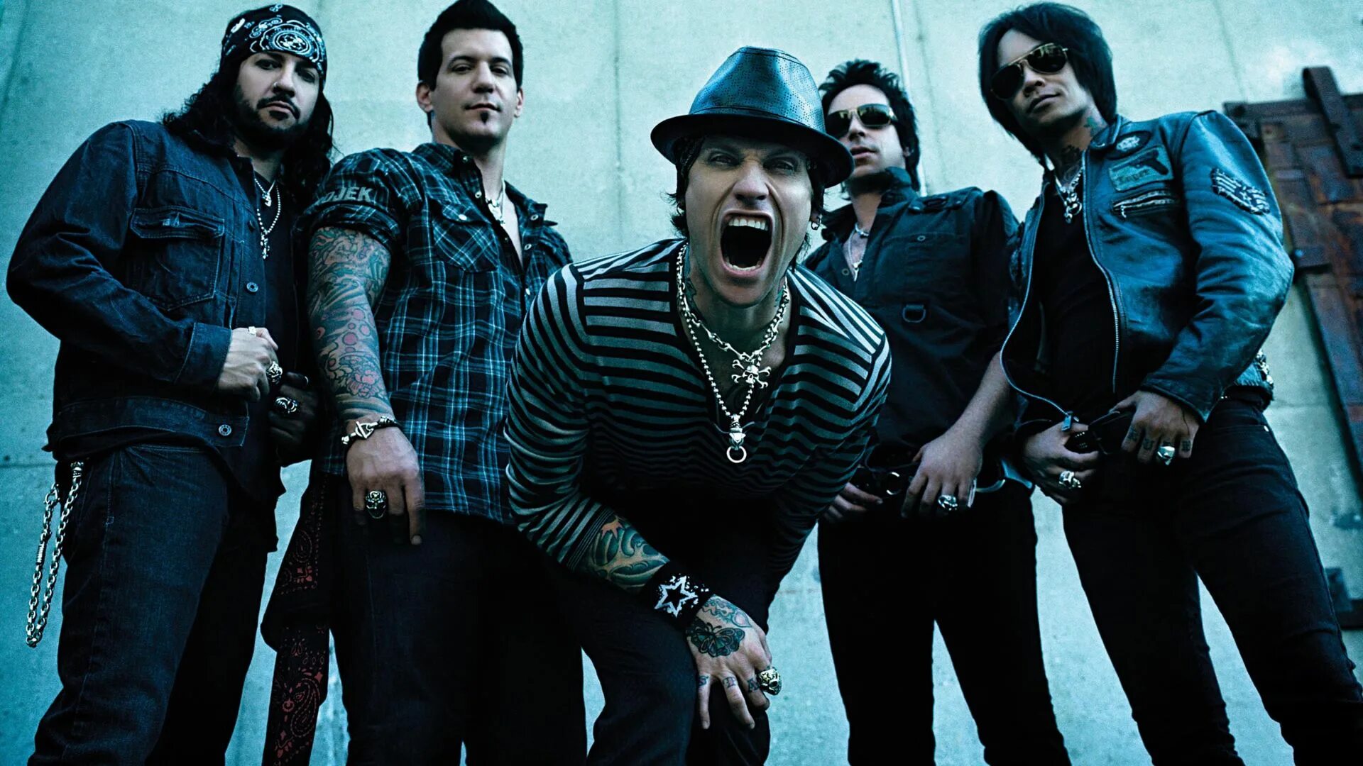 Группа Buckcherry. Buckcherry Buckcherry. Buckcherry Buckcherry 1999. Вокалист группы Buckcherry.