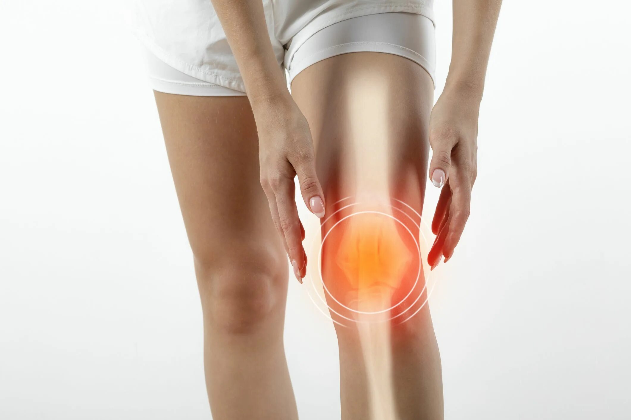Болевой синдром коленного сустава. Больные колени. Тендинит связки надколенника. Болят суставы. Болит колено.
