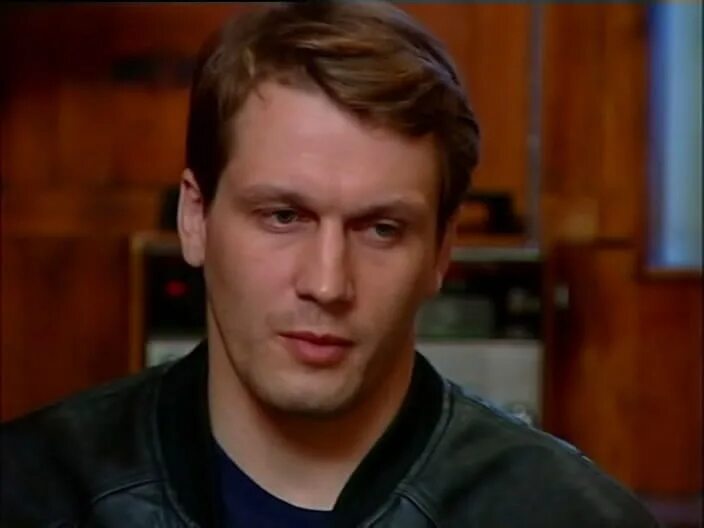 Дмитрий Нагиев в роли Вахтанга Маргеладзе в сериале "Крот" (2001-2002). Дмитрий 
