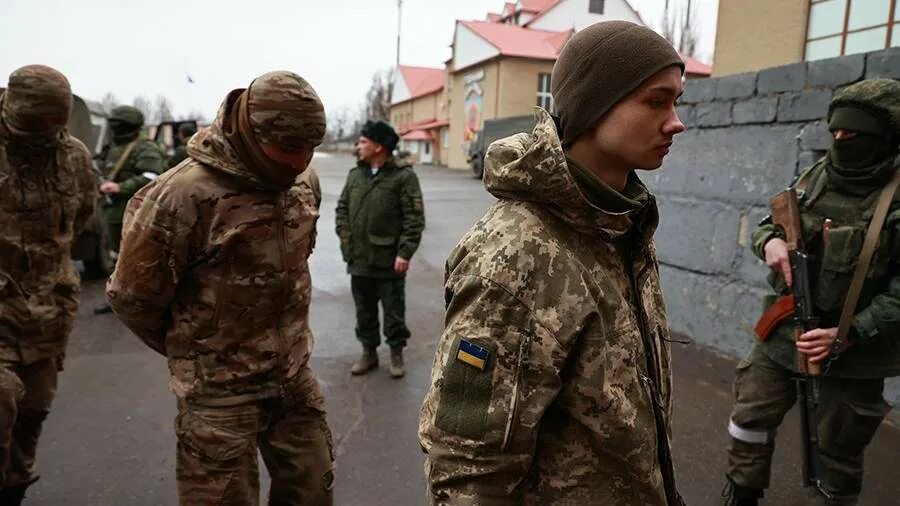 пленный боец