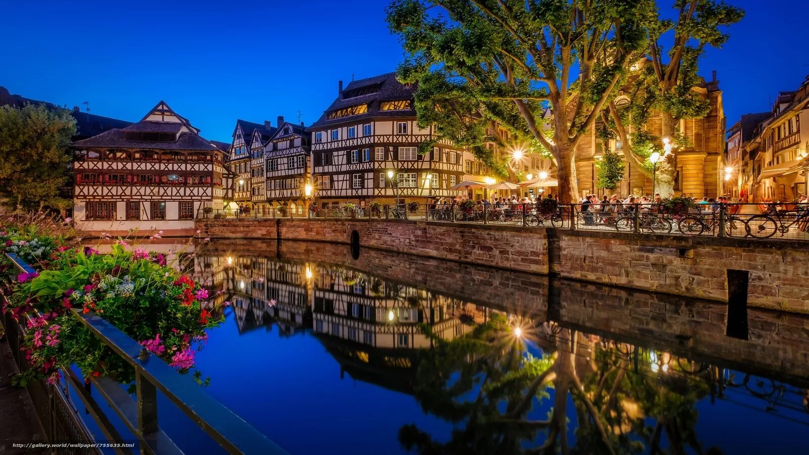 Страсбург. Страсбург город во Франции. Страсбург Германия. Ночной Страсбург. Страсбург фото