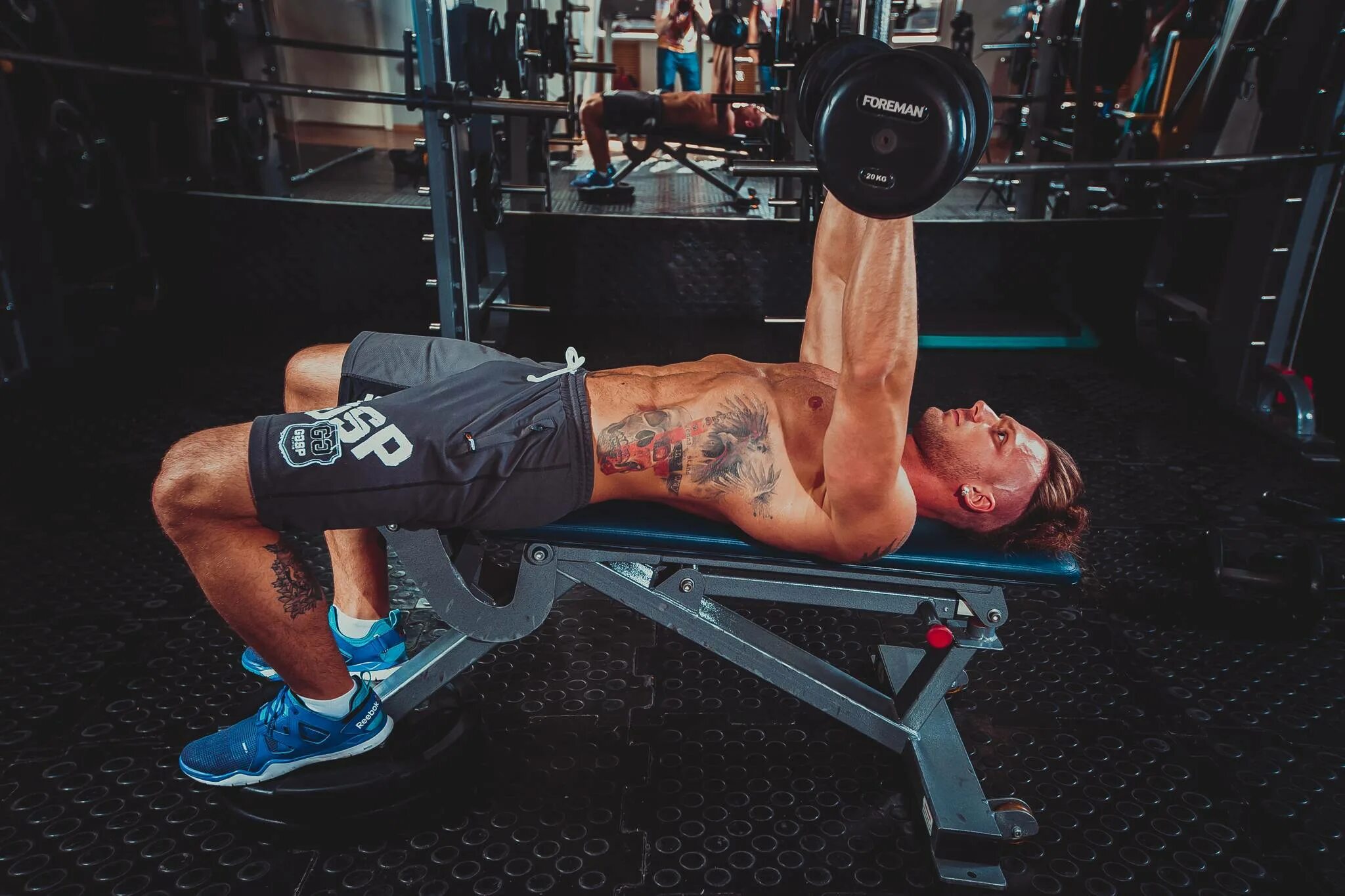 3 4 подхода по 6. Обратные отжимания от скамьи. Разгибание рук на блоке. Приседания плие с гирей. Разные упражнения на пресс девушке.